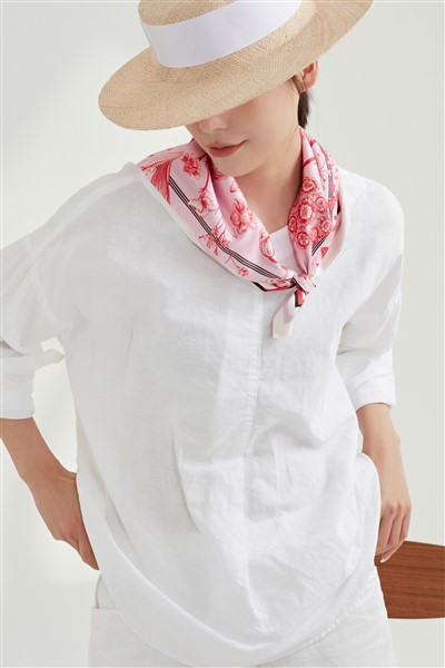 Virágos selyem sál